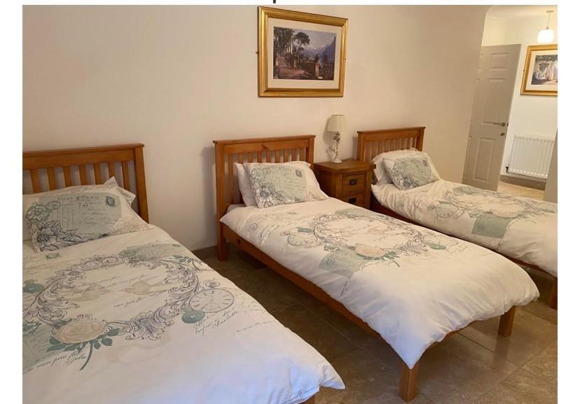 Cymmer Rowan House Bed Breakfast Main House & Self Contained Self Catering Apartment المظهر الخارجي الصورة