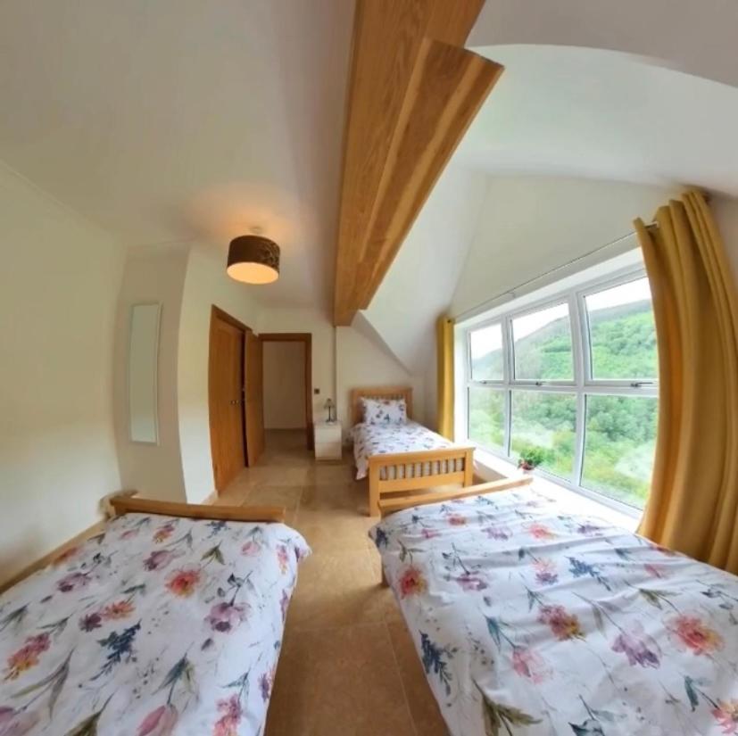 Cymmer Rowan House Bed Breakfast Main House & Self Contained Self Catering Apartment المظهر الخارجي الصورة