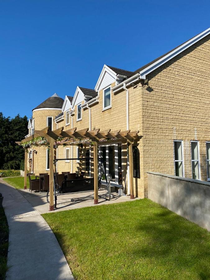 Cymmer Rowan House Bed Breakfast Main House & Self Contained Self Catering Apartment المظهر الخارجي الصورة